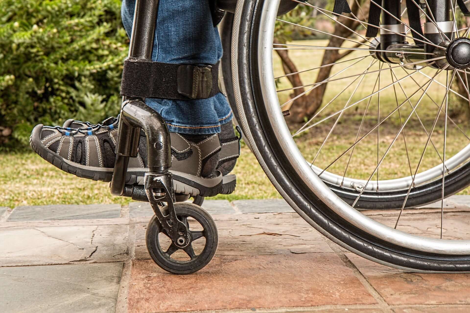 Rollstuhllift Behindertenlift Innen amp Au 223 en Preise Kosten 