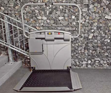 Kosten für Plattformlifte, kurvige Treppe
